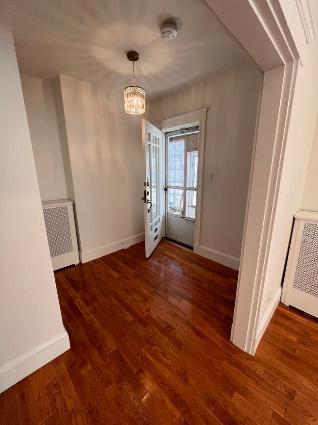 Photo - 121 Shore Dr Unit 121