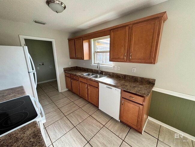 Photo - 21711 Bartlett Ln