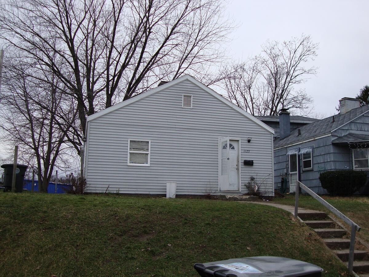 Photo - 1123 N Meade St