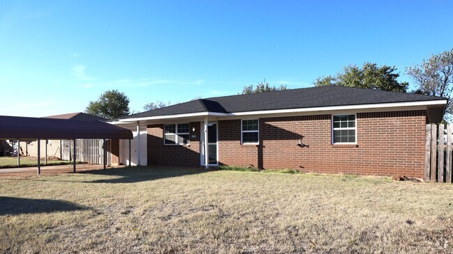 Building Photo - Charming 3 bedroom 1 bath on an Oversized lot Rental