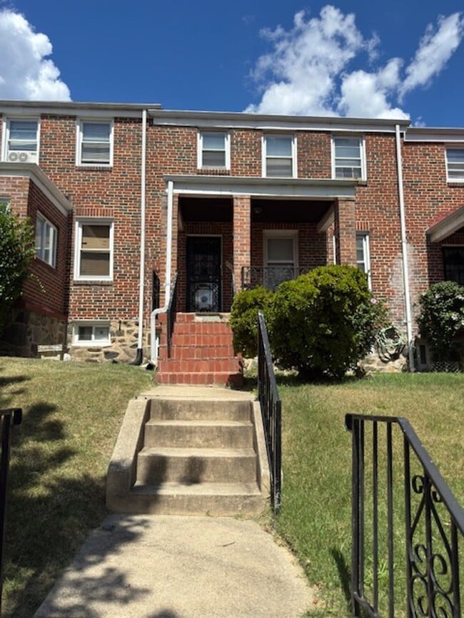 3BED 2BATH $1600/MONTH! - 3BED 2BATH $1600/MONTH! House