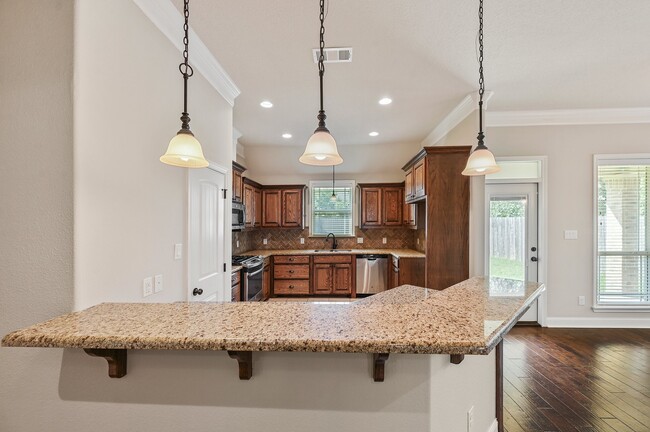 Photo - 4105 Shallow Creek Loop