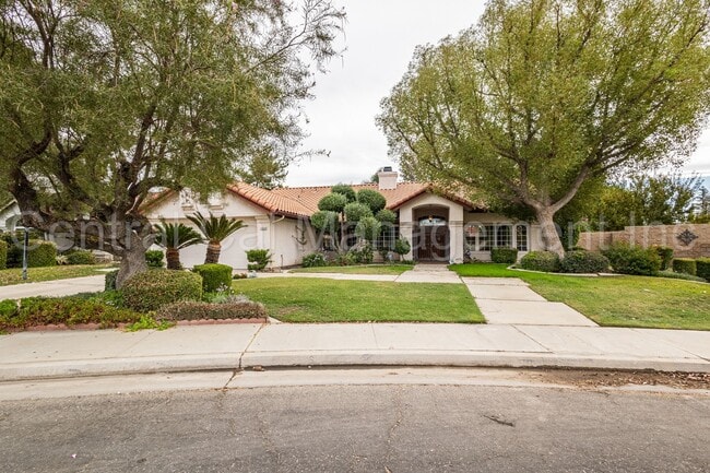4 Bedroom/2.5 Bath Home with Paid Solar an... - 4 Bedroom/2.5 Bath Home with Paid Solar an...