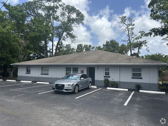 Building Photo - 4101 76th Ave N Rental