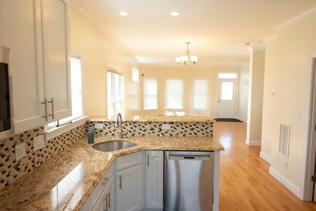 Photo - 2 Westbrook St Unit 1