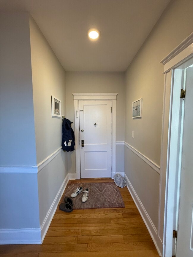 Photo - 82 Peterborough St