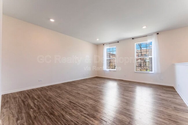 Photo - 596 Cimmaron Cir