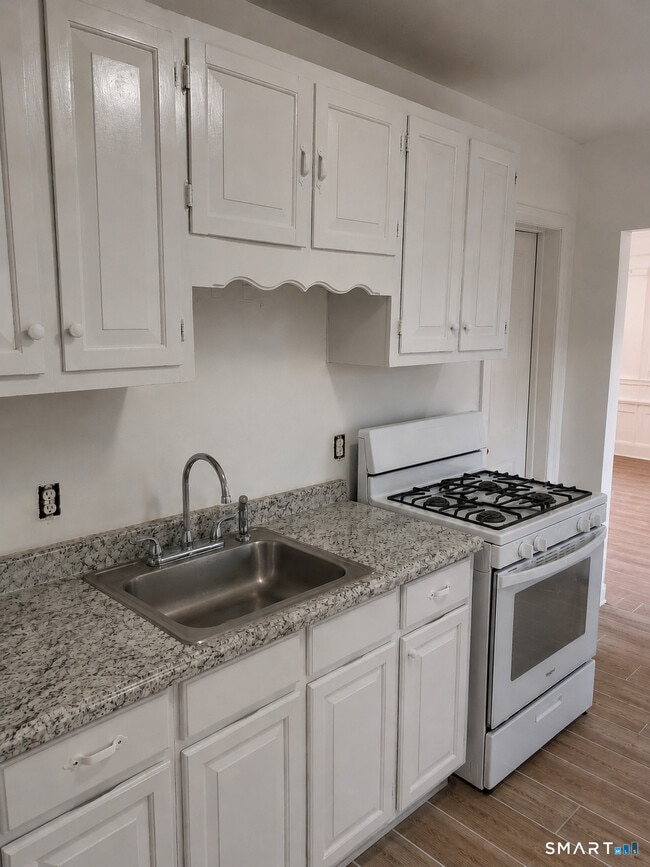 Photo - 159 Fillmore St