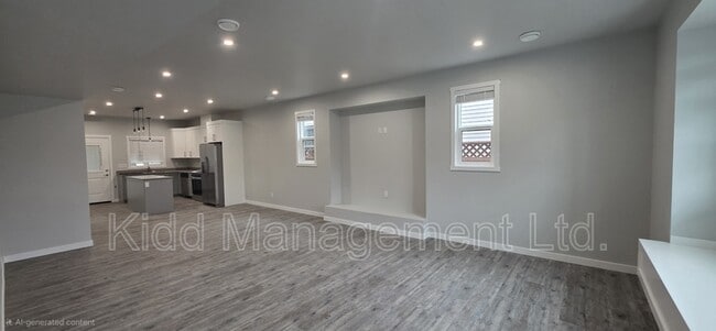Photo - 1183 Blackburn N Rd