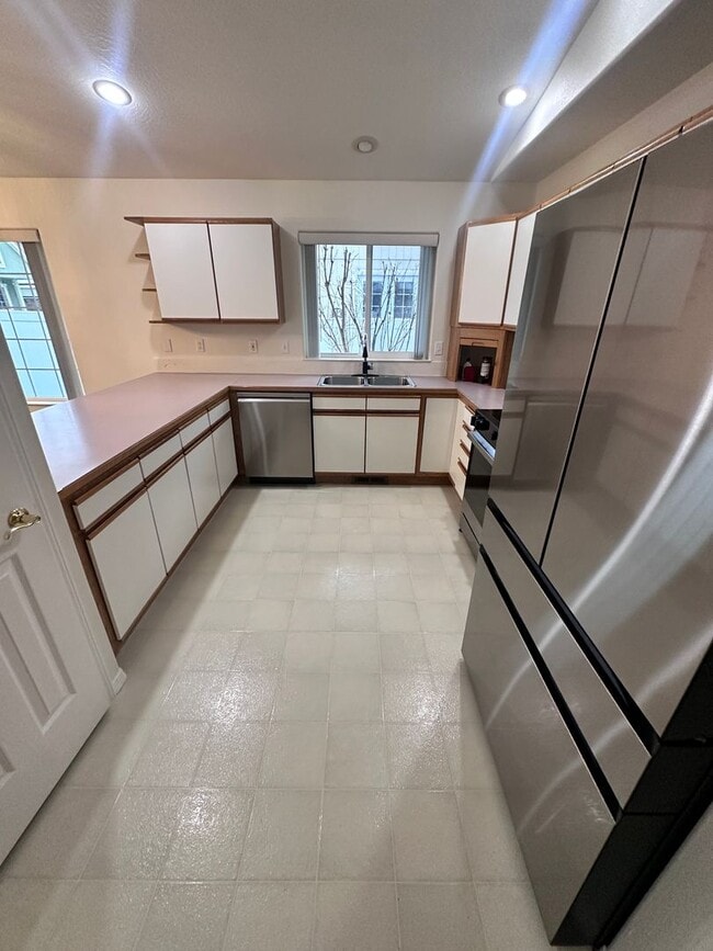 Photo - Spacious Pet-Friendly 3-Bedroom Duplex in Hayden