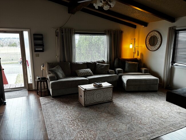 Photo - 3310 Saint Johns Ave