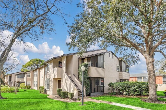 Photo - 2918 Antique Oaks Cir Unit #31