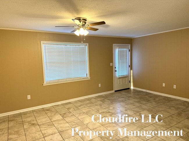 Photo - 213 James Cir Unit 213