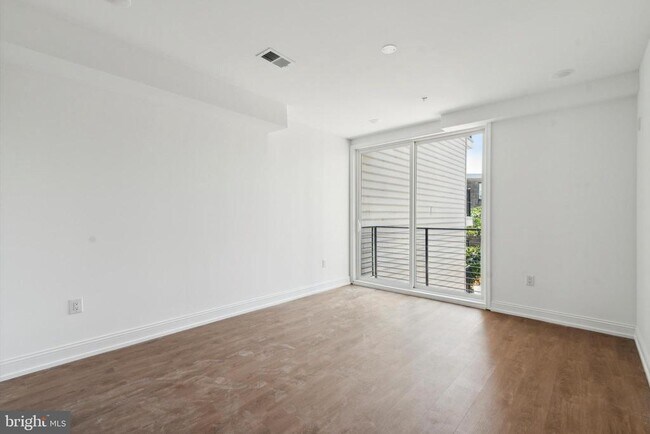 Photo - 1614 Ridge Ave Unidad 503
