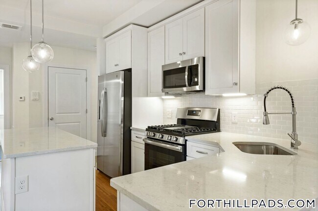 Photo - 137 Thornton St Unit 2