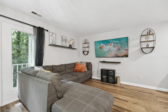 Photo - 1310 Park Glen Dr