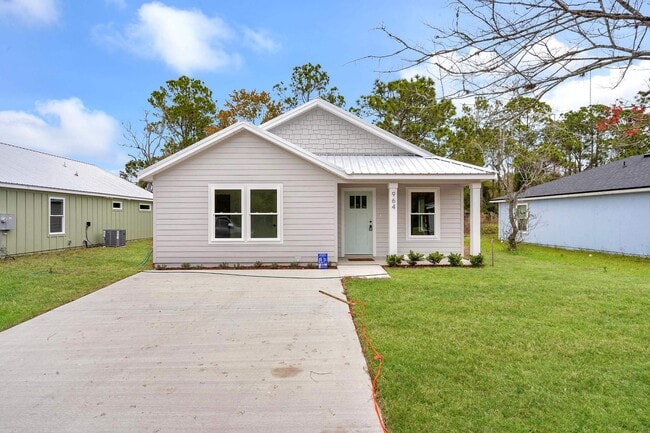 Building Photo - 964 W 9th St