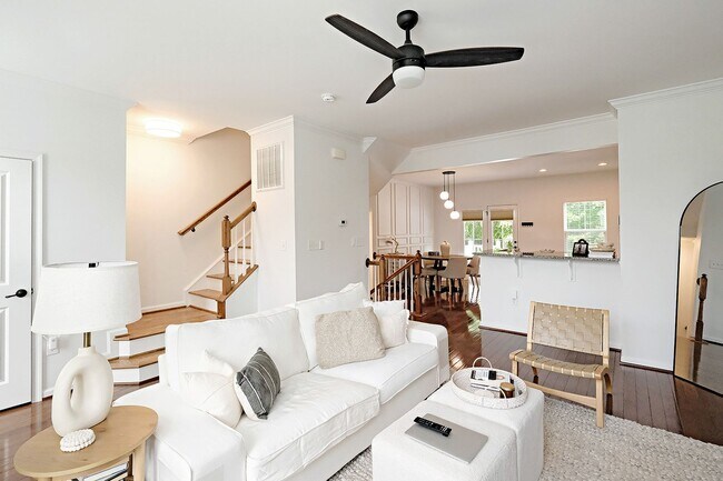 Photo - Pet-Friendly Dunlora Forest Townhome With Fenced Yard