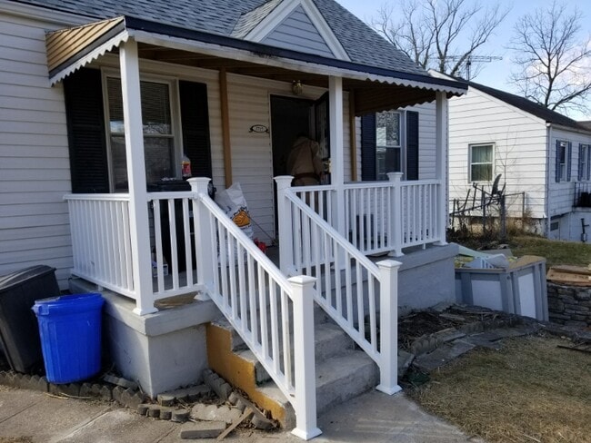 Photo - 3717 Charloe Ct House