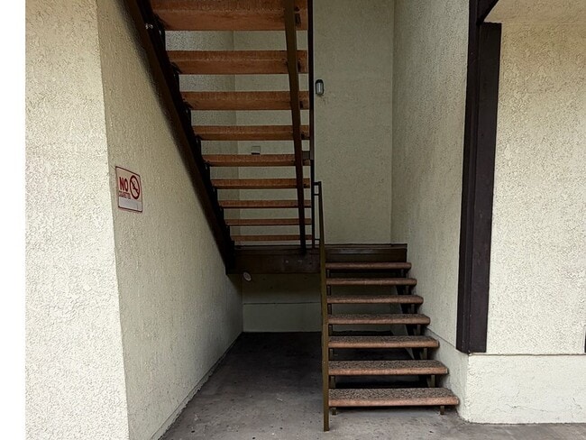 Photo - 5227 Eagle Dale Ave Unidad 4