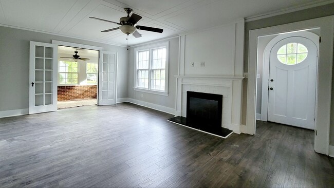 Photo - 1500 Laurel St