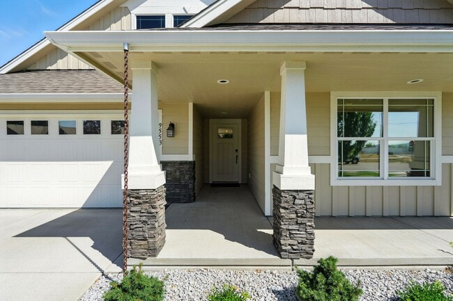 Photo - Gorgeous Hayden Home For Rent!