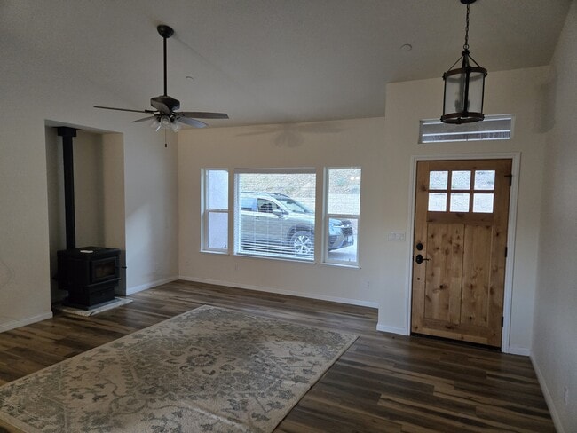 Photo - 39034 CA-41 House