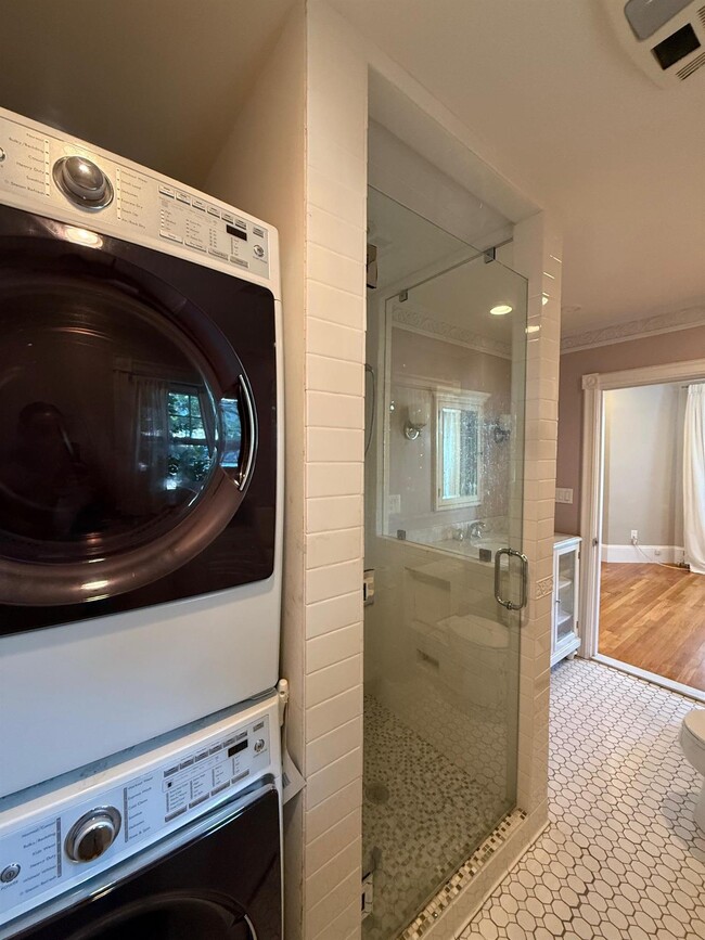 Photo - 11 Beech St Unit 2