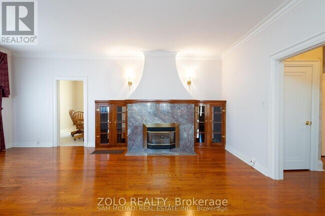 Photo - 469 Evans Ave.