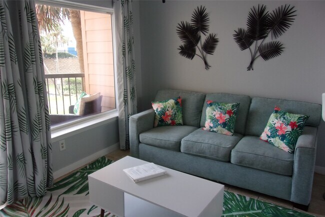 Building Photo - 9520 Seawall Blvd Unit 113 Rental