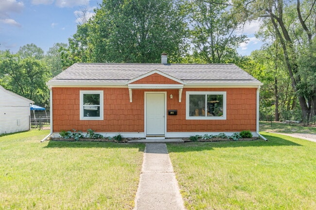 2- Bedroom Single family home Only $1250/M... - 2- Bedroom Single family home Only $1250/M...
