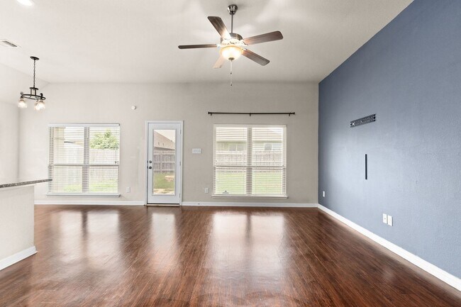 Photo - 3 Bedroom 2 bath in La Pointe Community