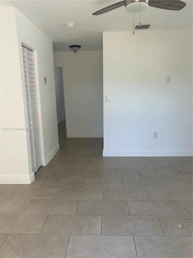 Photo - 711 NW 55th St