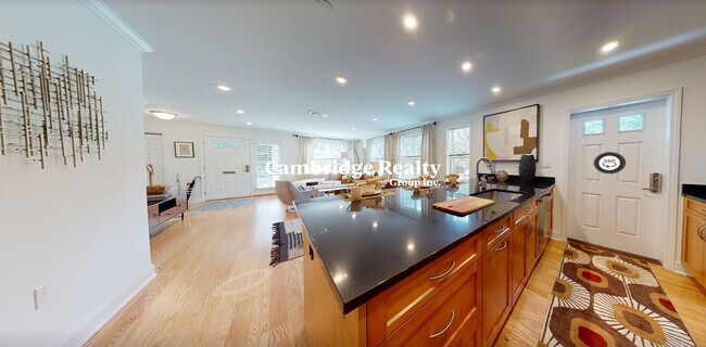 Photo - 202 Paine Ct