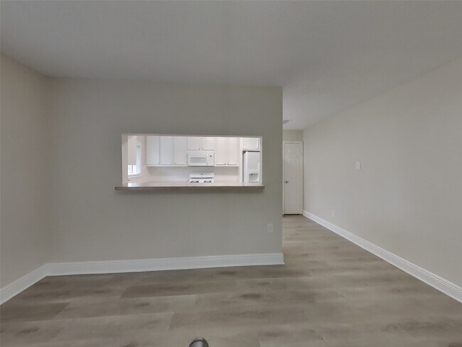 Photo - 9607 Cleveland Bay Ct