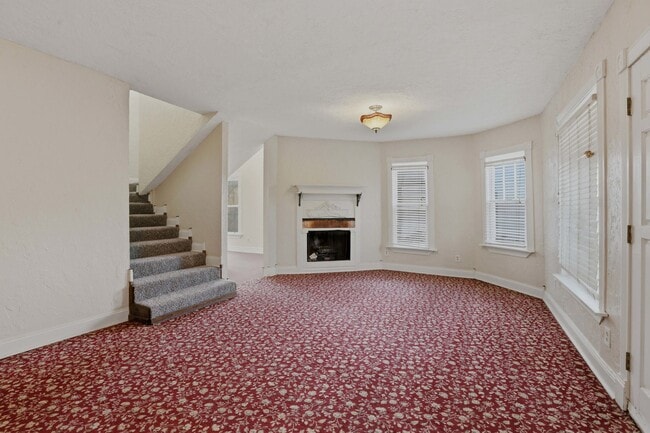 Photo - 609 E Harrison Ave