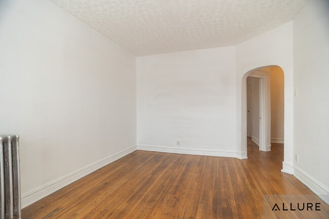 Photo - 7250 S Yale Ave