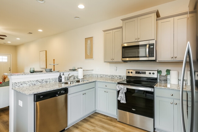 120 Copperleaf Ln