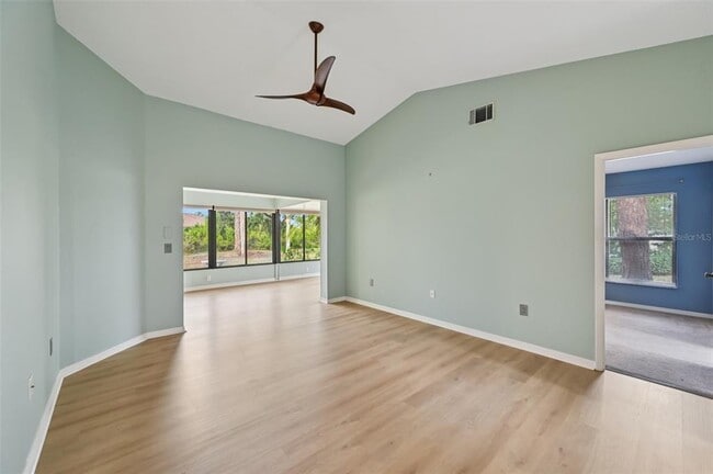 227 Southampton Dr Unit 289