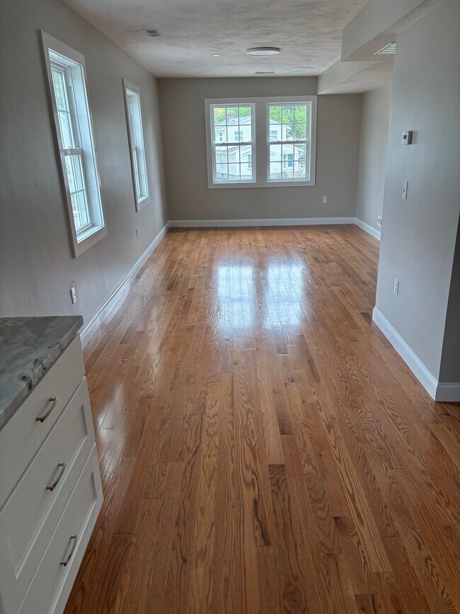 Photo - 393 Hamilton St Apartamentos Unidad Hamilton #2