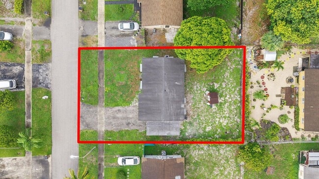 Photo - 316 NW 6th Ct