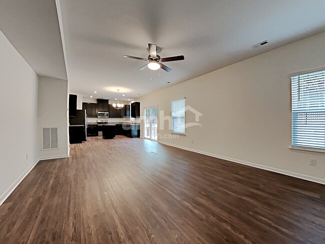 Photo - 5038 Twin River Dr