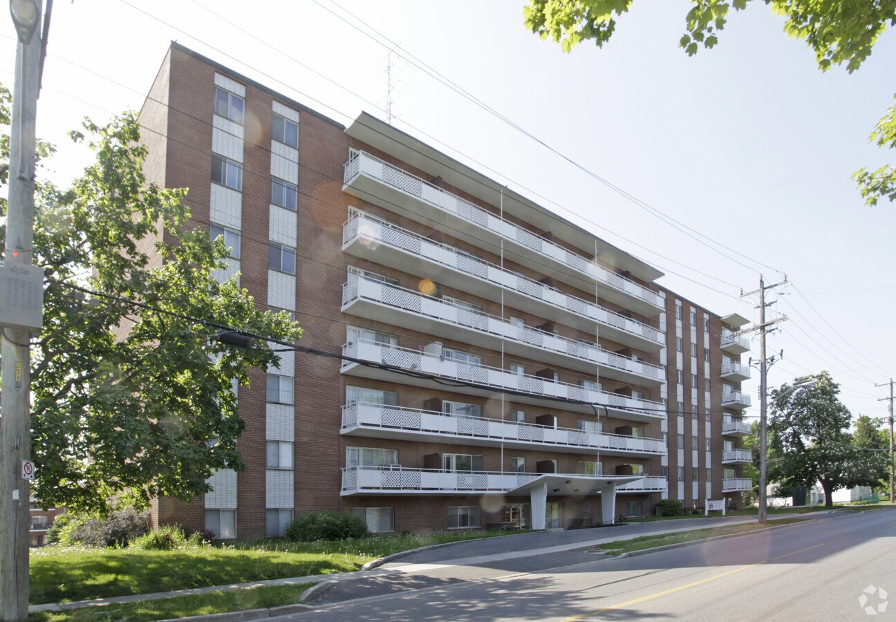 Photo - Rideau Tower