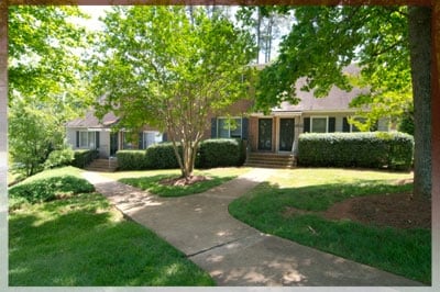 Stony Brook - Stony Brook Apartments