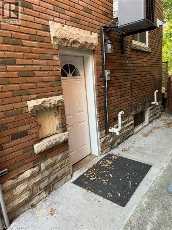 Photo - 266 Dalhousie St