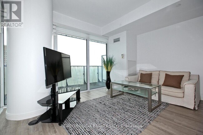 Photo - 42 Charles St E Unité 3107