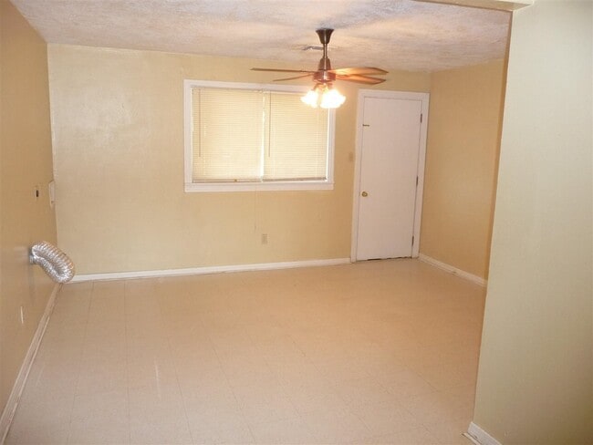 Photo - 2211 NW Crosby Ave