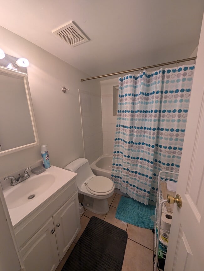 Photo - 313 Bryant St NE Unit Furnised 1BD +w/d NE DC