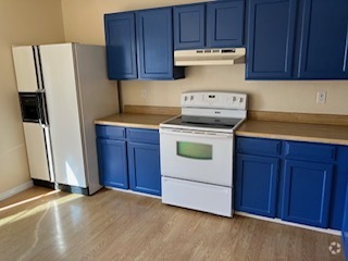 Clean and bright kitchen - 8945 Field St Unit 72 Rental