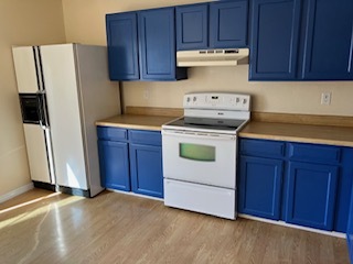 Clean and bright kitchen - 8945 Field St Townhome